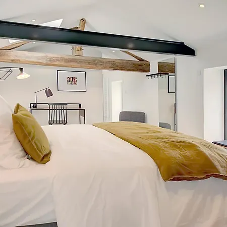 Le Loft Des Pierres Dorees * Bagnols (Rhone)